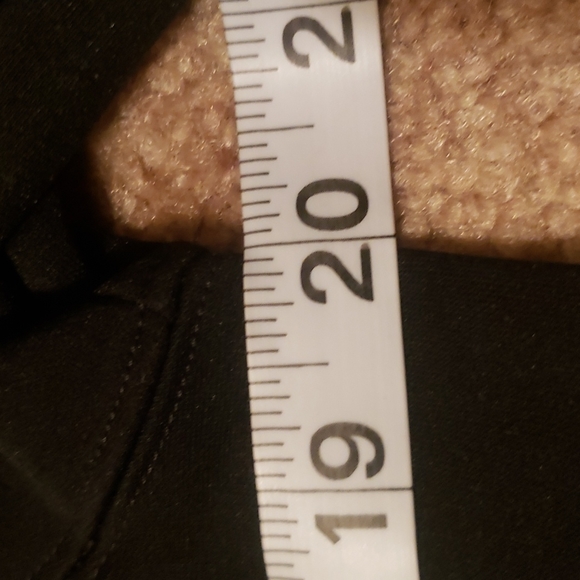 The North Face Women's Flight Series Black Jacket - Picture 14 of 16